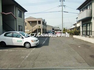 フレンド宮田　Ａ棟の物件外観写真